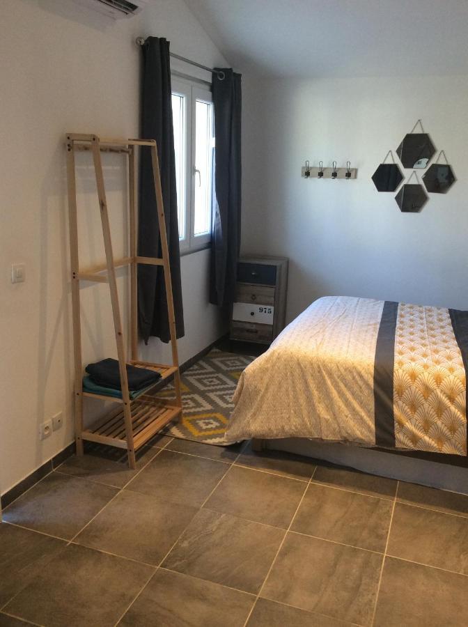 Ogooué Studio Carpentras Esterno foto