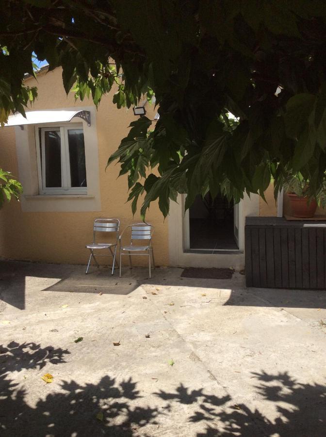 Ogooué Studio Carpentras Esterno foto